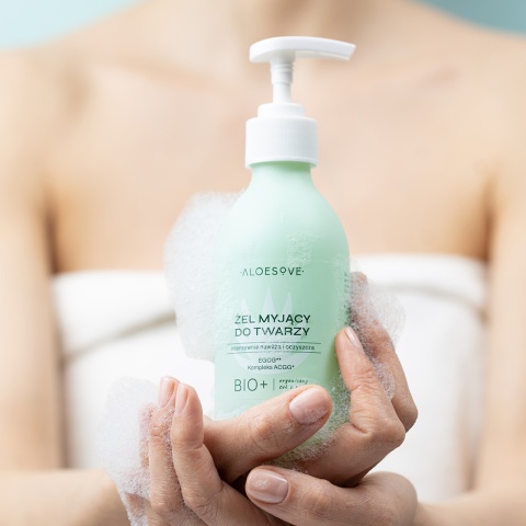 ALOESOVE Żel myjący do twarzy 190 ml DATA WAŻNOŚCI: 30.04.2026