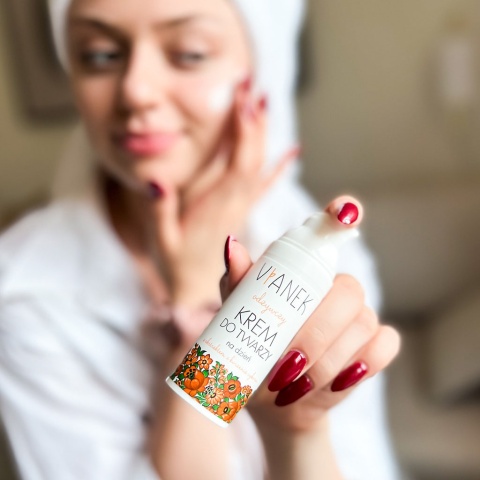 VIANEK Odżywczy krem do twarzy na dzień 50 ml DATA WAŻNOŚCI: 31.03.2026