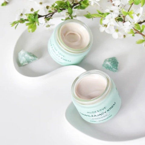 ALOESOVE Nawilżający krem do twarzy na dzień 50 ml DATA: 30.04.2026