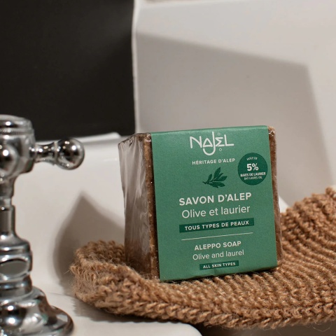 NAJEL Mydło z Aleppo, oliwa z oliwek i 5% oleju laurowego, do każdego typu skóry, 190 g