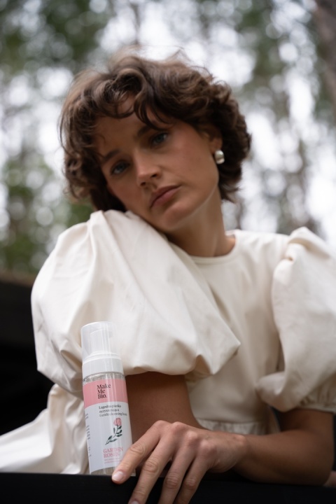 MAKE ME BIO – Garden Roses Łagodna Pianka Oczyszczająca 160 ml