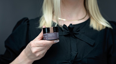 MAKE ME BIO – Rich Care Skoncentrowany Krem z Witaminami A, E i C 50 ml