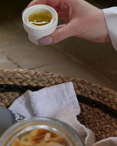 Najel Uniwersalny Naturalny Płyn do Prania Różany 2 L