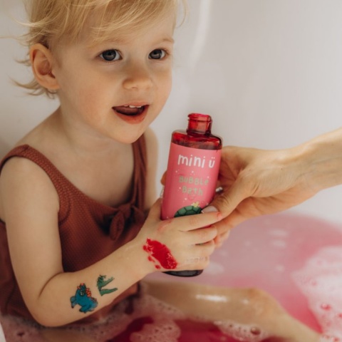 MINI U Naturalny Bąbelkowy Płyn do Kąpieli Truskawka dla Dzieci i Niemowląt – 250 ml