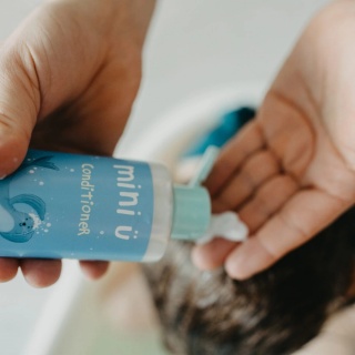 MINI U Naturalna Odżywka do Włosów dla Dzieci i Niemowląt – 250 ml