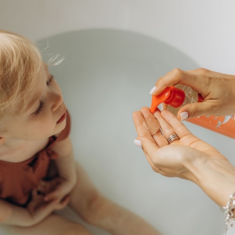 MINI U Naturalny Żel 2w1 do Mycia Ciała i Włosów dla Dzieci i Niemowląt – 250 ml
