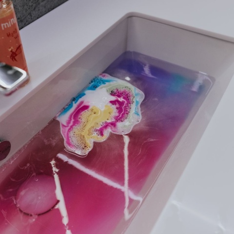 MINI U Gwiazdka – Musująca Kula do Kąpieli dla Dzieci – 120 g