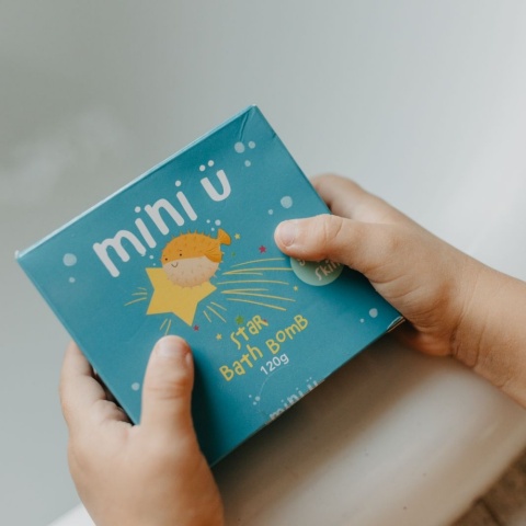 MINI U Gwiazdka – Musująca Kula do Kąpieli dla Dzieci – 120 g