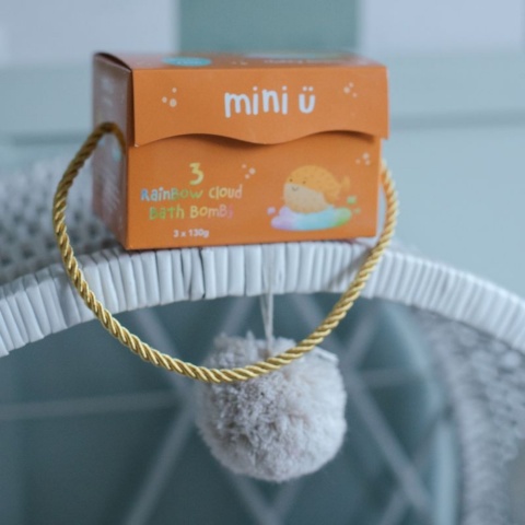 MINI U Tęczowe Chmurki – Musujące Kule do Kąpieli dla Dzieci, Zestaw 3 × 130 g